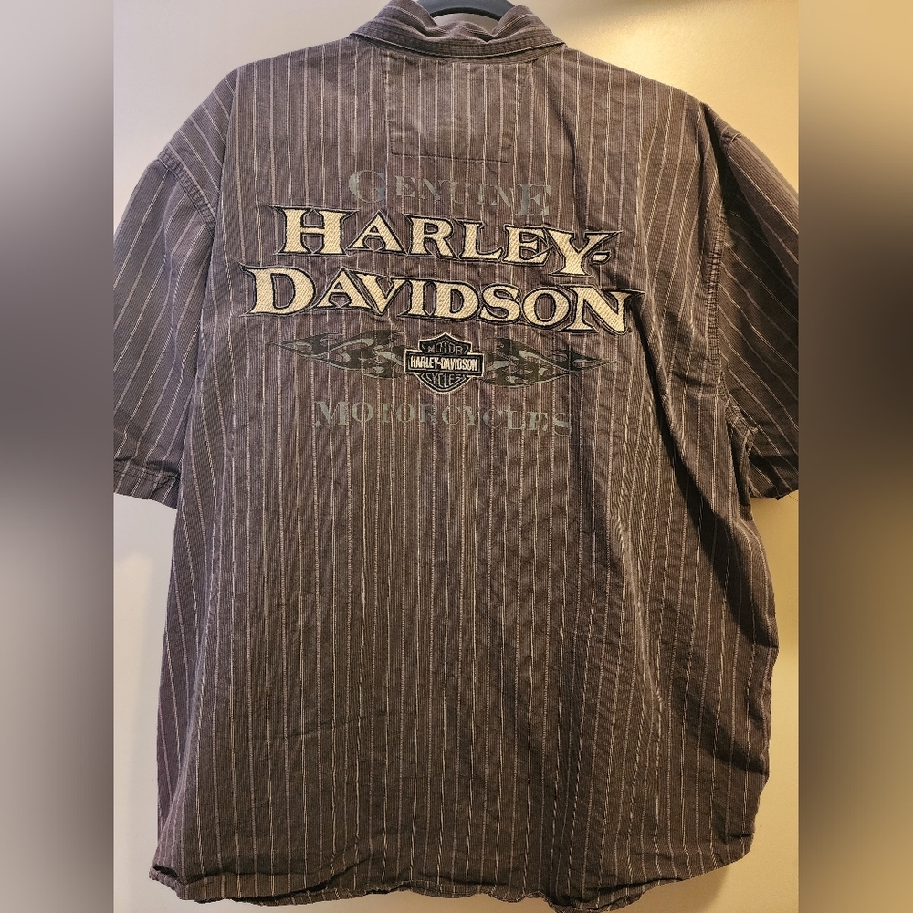 Harley-Davidson Brown Pinstripe Logo Short-Sleeve Button Down Shirt